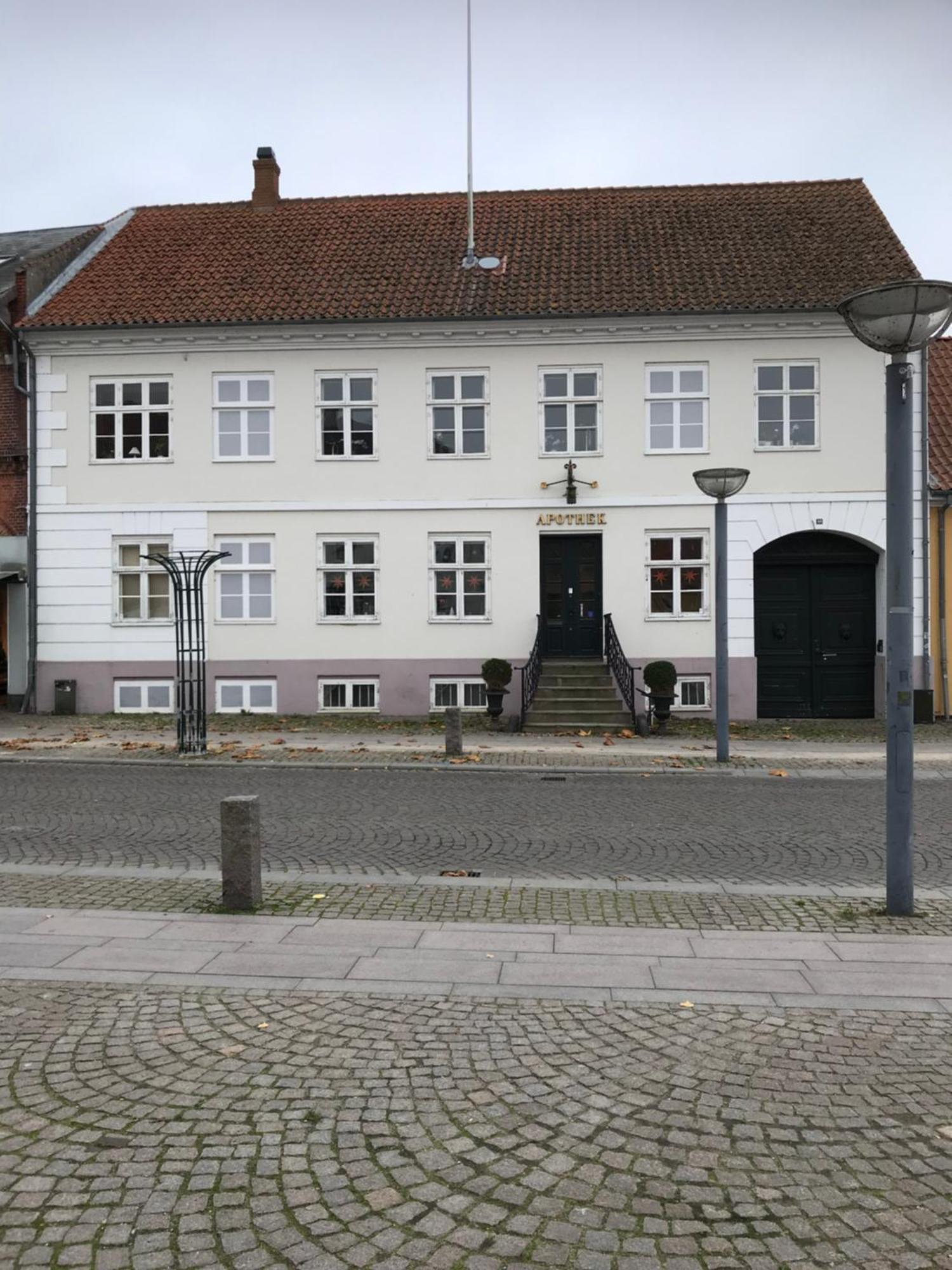 Apothekergaarden Stege Stuen Mod Gardhaven Bed & Breakfast Exterior photo